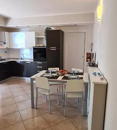 Casa Vacanza Il Mughetto Apartamento *